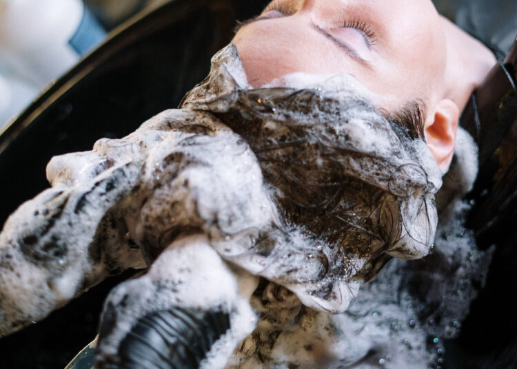 Washing your hair by hair type